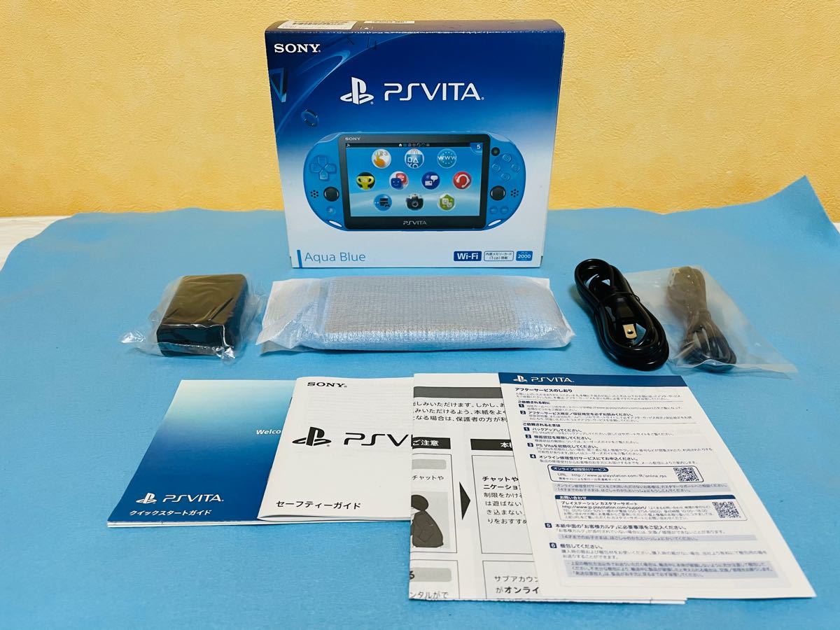 ☆新品同様 完品☆PlayStation Vita PCH-2000 ZA23 SONY アクアブルー PS VITA 画面傷無し