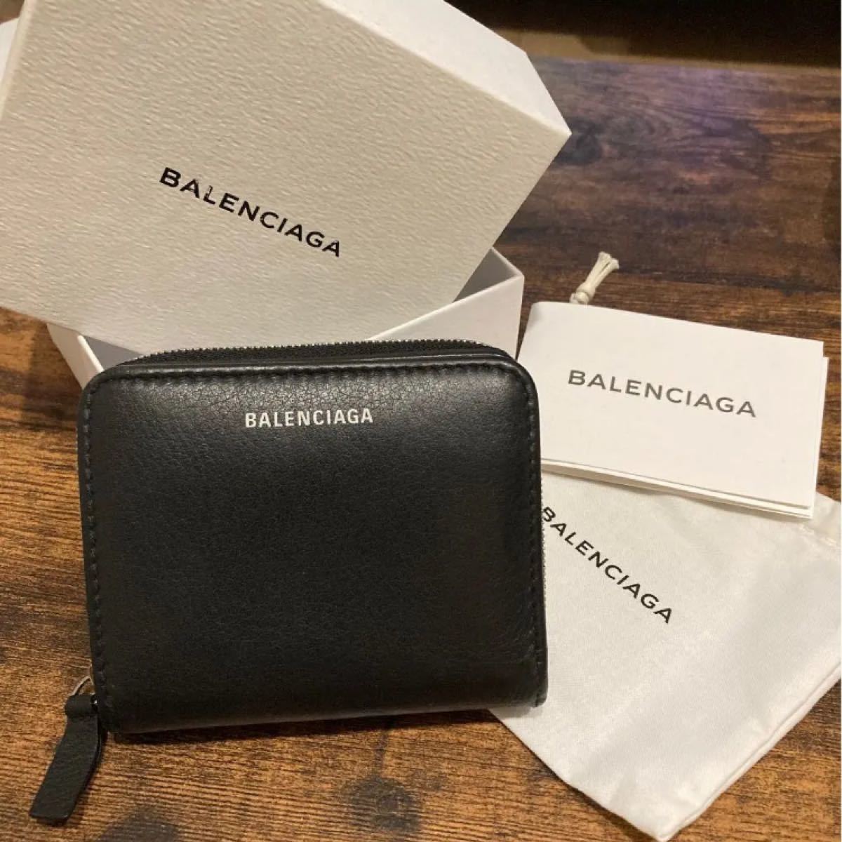 【最終値下げ】BALENCIAGA バレンシアガ 二つ折り財布