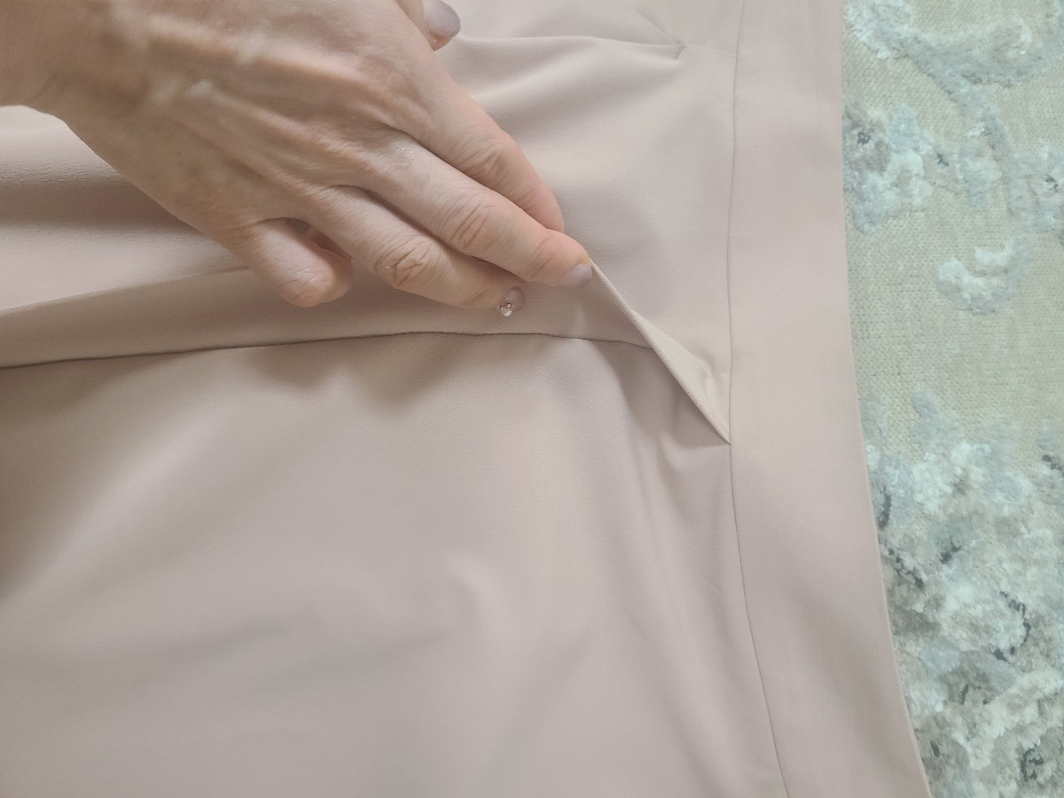 ユナイテッドアローズ　タイトスカート　40  　ピンク 　清楚な雰囲気　手洗い可能