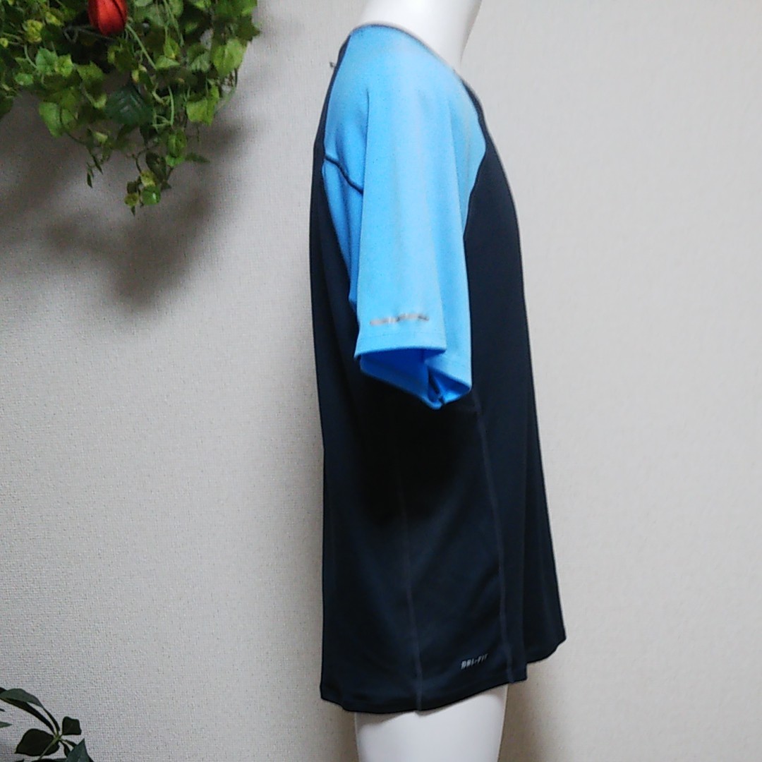 ナイキ 半袖TシャツL ブルー×黒 MILERモデルランニング・ジョギングに♪ DRY-FIT吸湿速乾ポリエステルで快適 NIKE