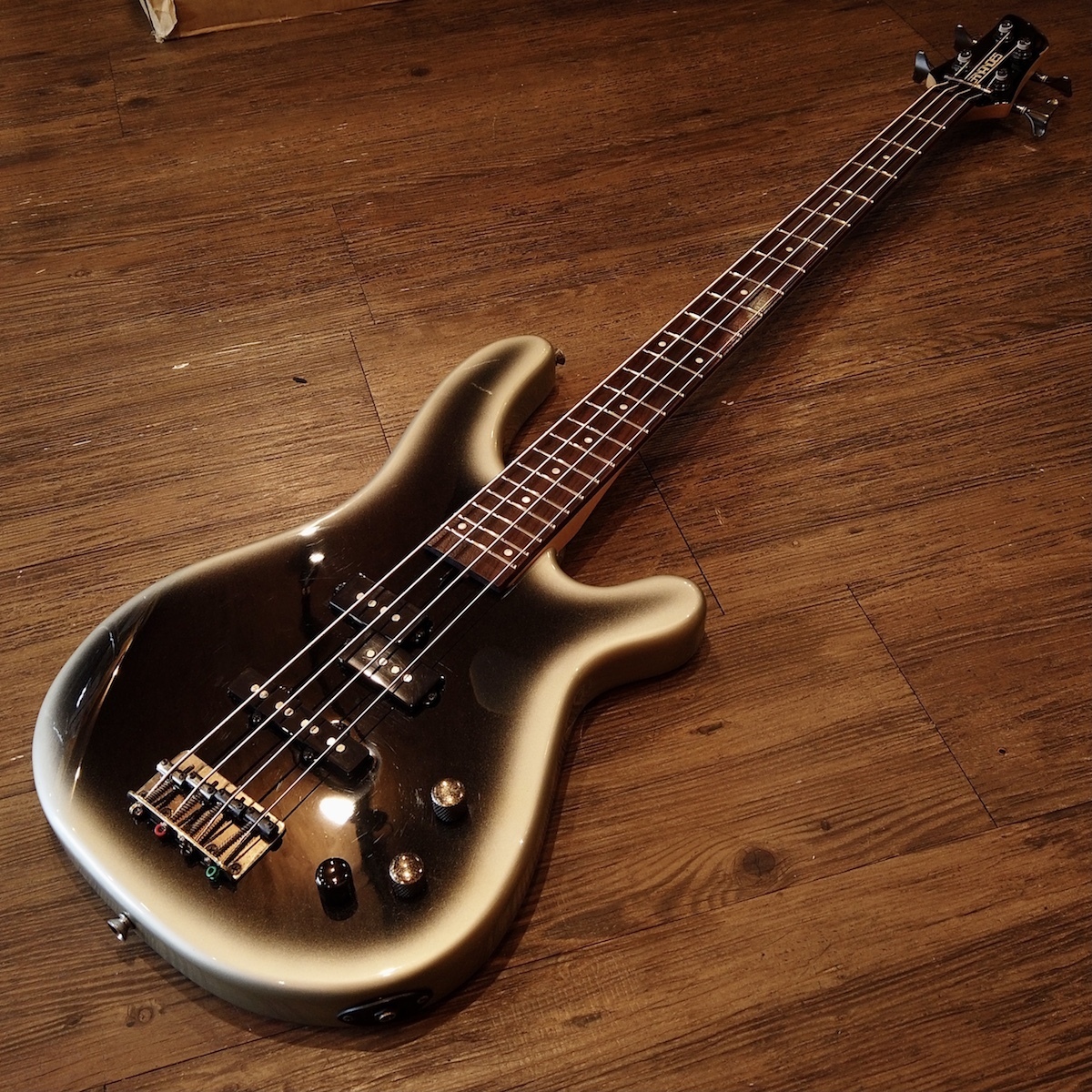 Fernandes フェルナンデス Frb 40 Electric Bass エレキベース Grunsound B464 フェルナンデス 売買されたオークション情報 Yahooの商品情報をアーカイブ公開 オークファン Aucfan Com