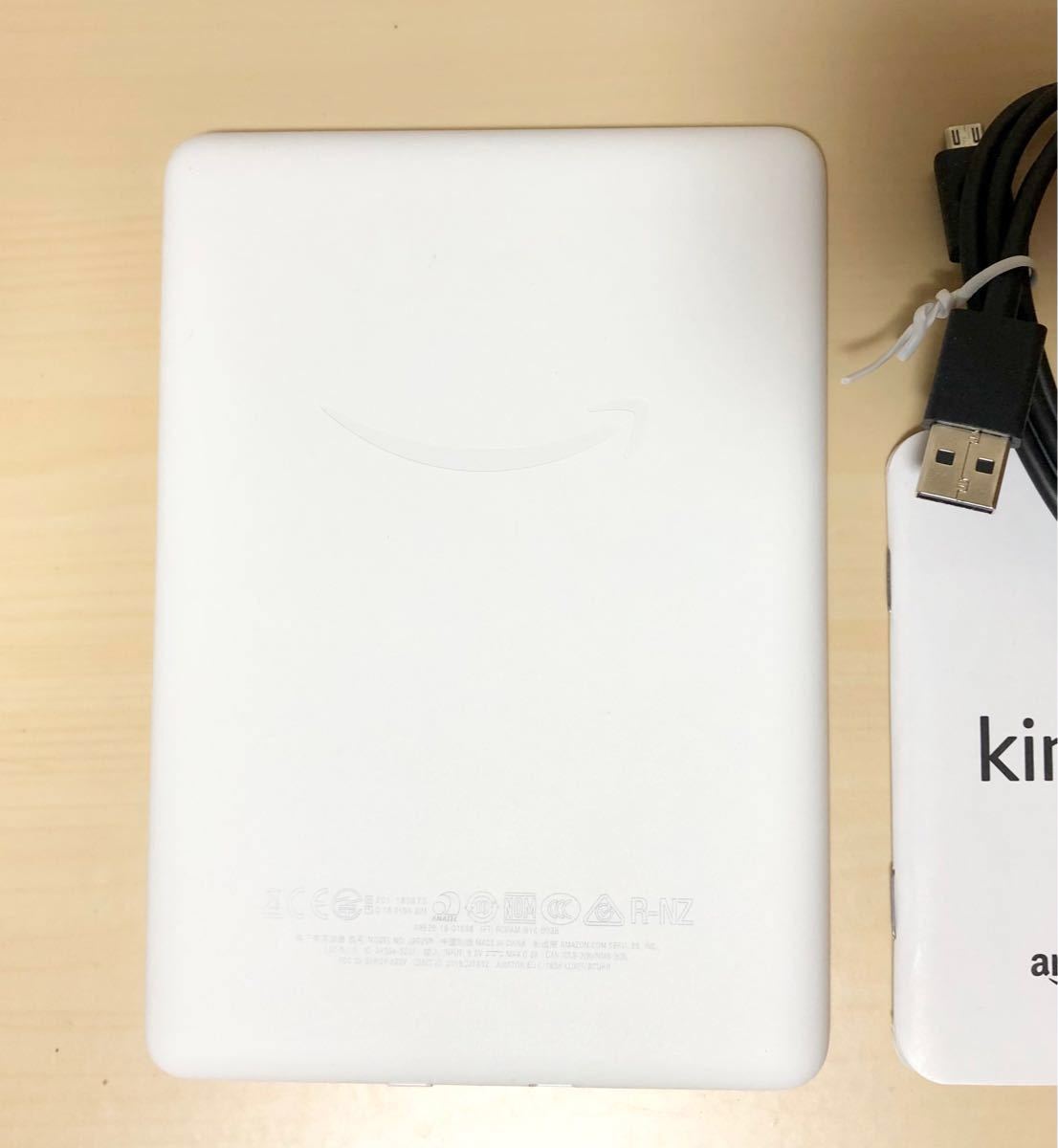 Kindle フロントライト搭載 Wi-Fi 8GB 広告つき　10世代
