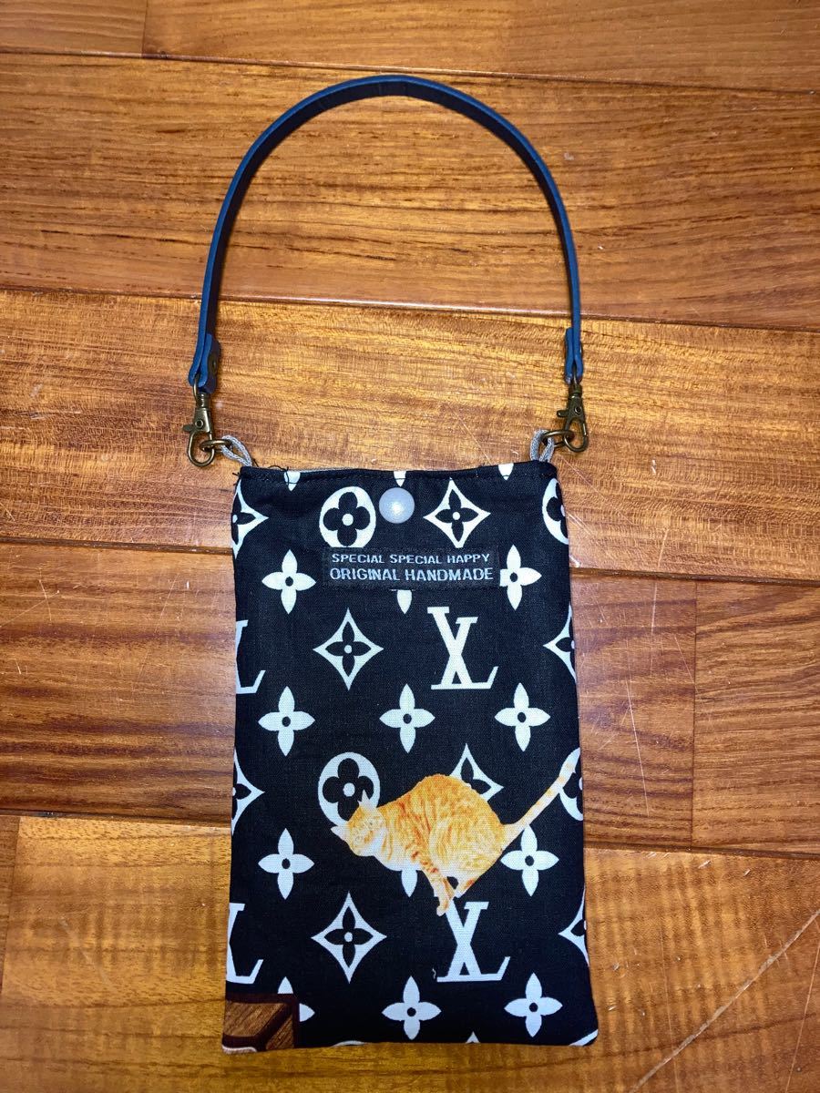 スマホポーチ ハンドメイド 猫柄|PayPayフリマ