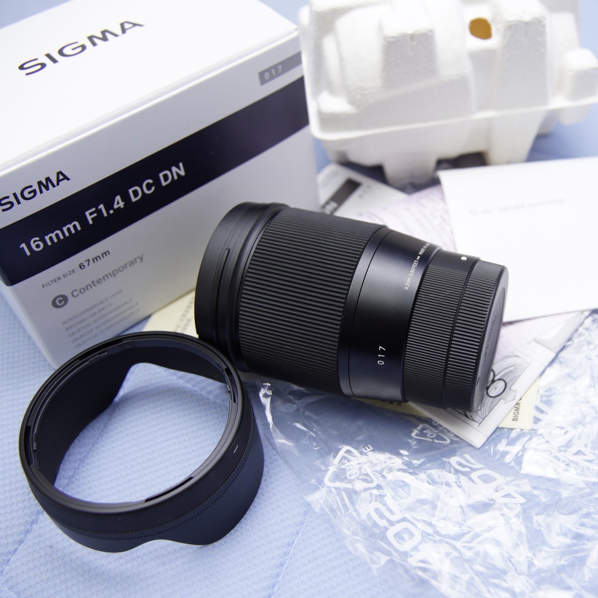 今日の超目玉】 16mm SIGMA F1.4 ミラーレス専用 APS-C/Super35 | E