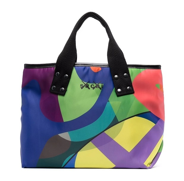 Yahoo!オークション - SACAI x KAWS Tote Medium マルチ