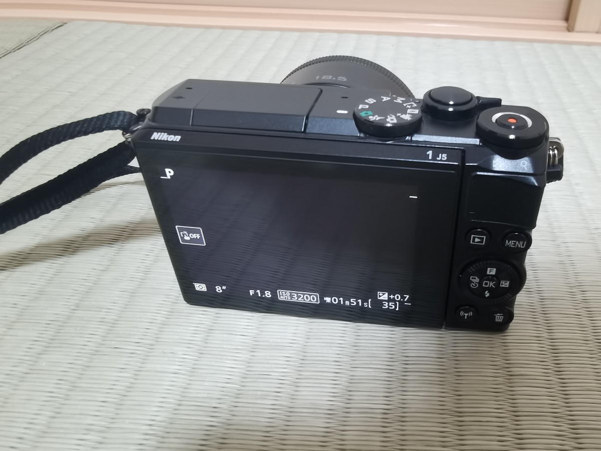 Paypayフリマ Nikon ミラーレス一眼 Nikon1 J5 ブラック 単焦点レンズセット Paypayフリマ Nikon ミラーレス一眼 Nikon1 J5 ブラック 単焦点レンズセット