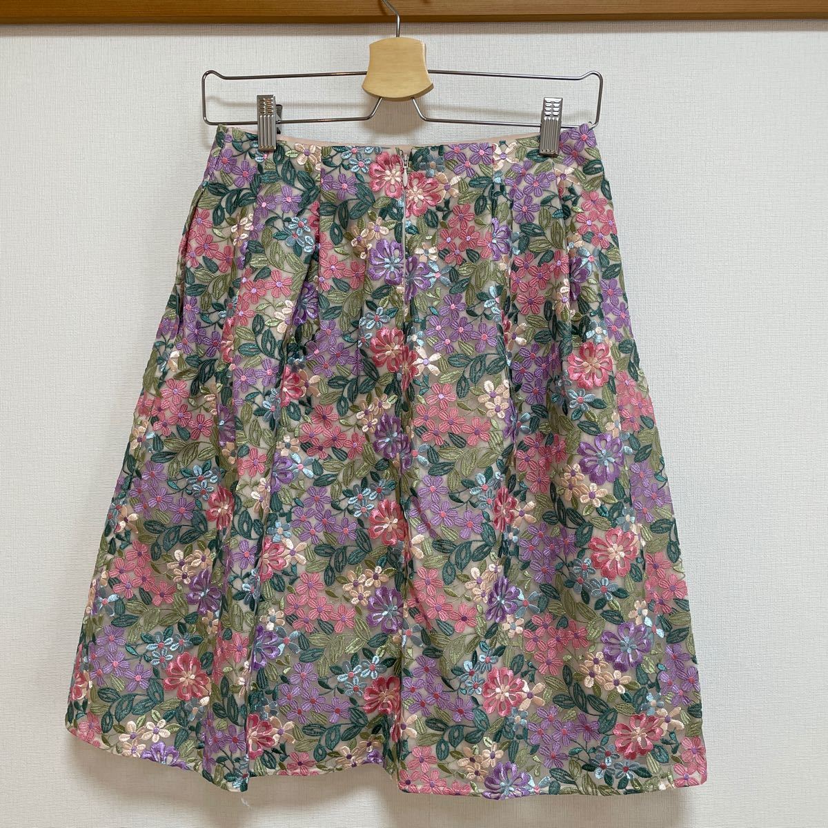 TOCCA 花柄 刺繍 スカート