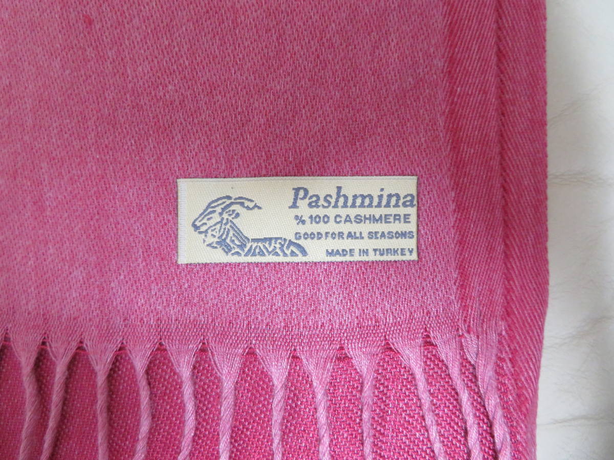 Pashmina 100％　　CASHMEE 新品未使用品　カシミヤストール大判ピンク　　約45×200㎝　　_画像2