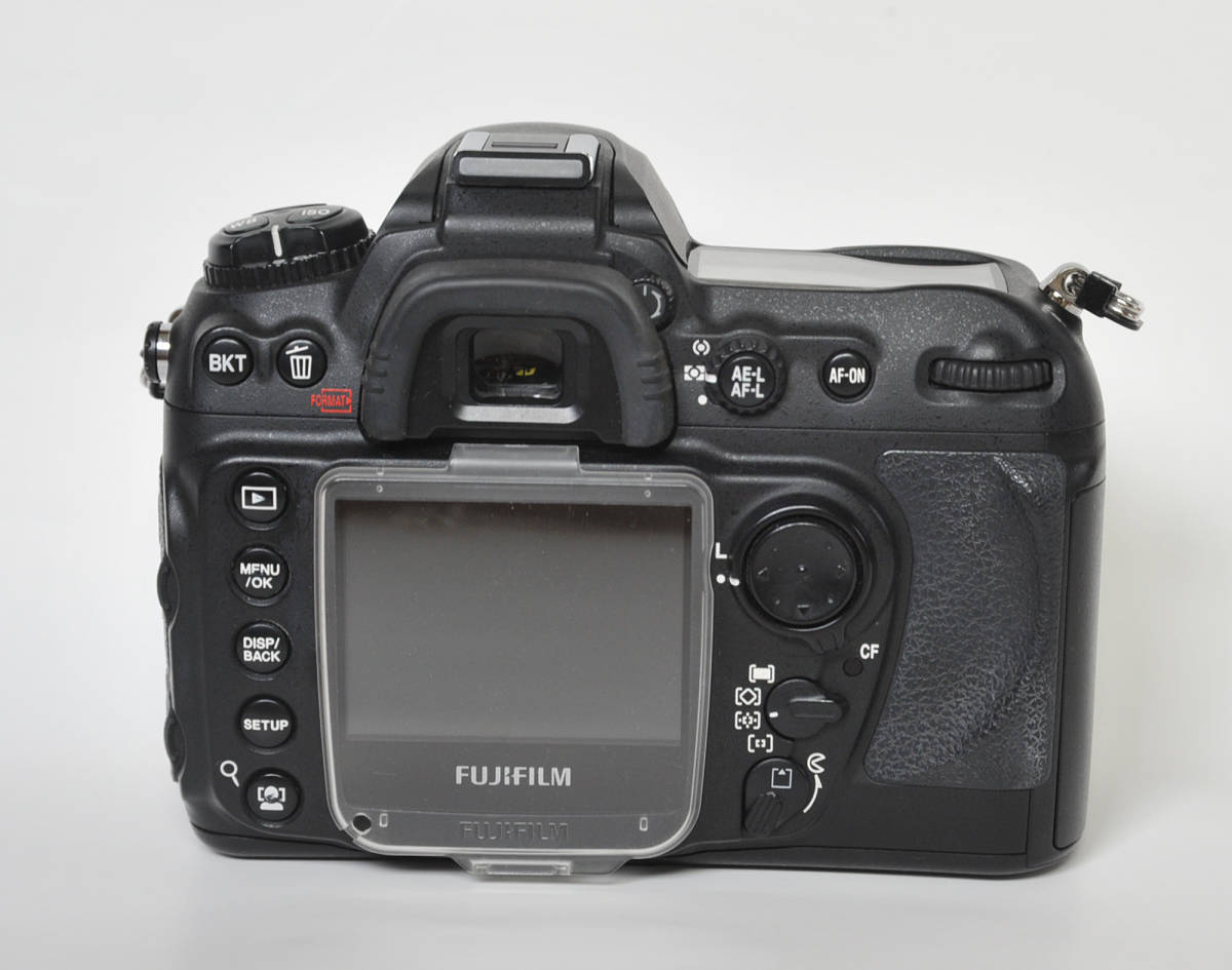 さらに値下げ!　すぐに使える良品　FUJIFILM　FinePix S5pro+ニコンAF-S DX Zoom-Nikkor 17-55mm f/2.8G IF-ED+CFコンパクトフラッシュ_画像5