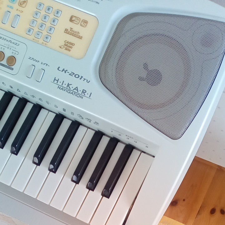CASIO LK-201TV 光ナビゲーションキーボード 電子キーボード CASIO LK-201TV 光ナビゲーションキーボード 電子キーボード