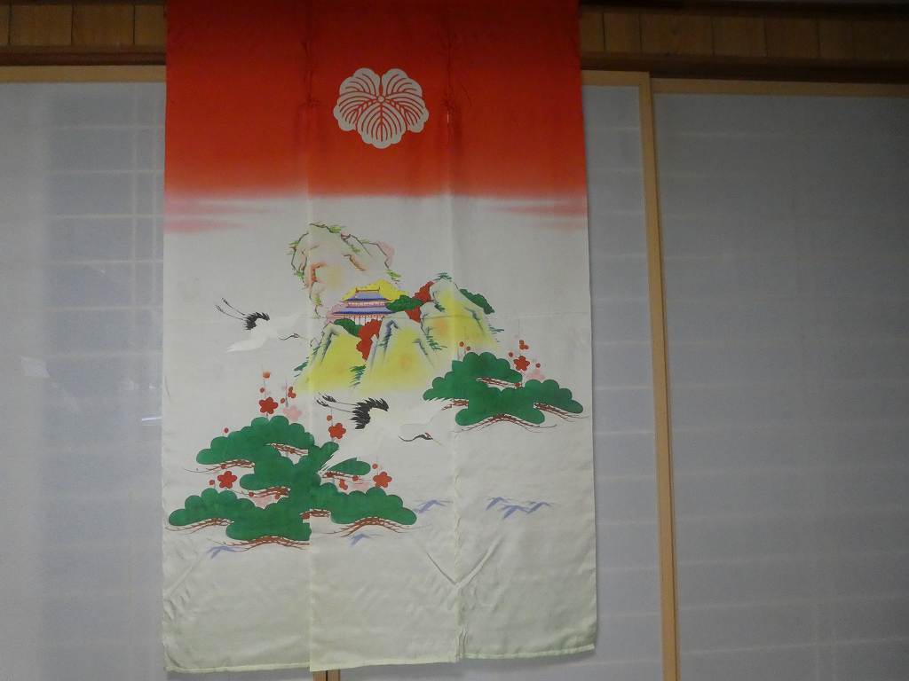 翔> □ 加賀花嫁のれん 松に鶴文 正絹三巾 □ | www.caravantechs.com