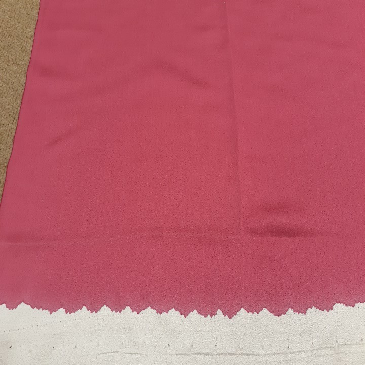 正絹　71695　淡いピンク色　濃いピンク色　シルク2枚　無地　薄手　はぎれ　ハギレ　リメイク　ハンドメイド 素材