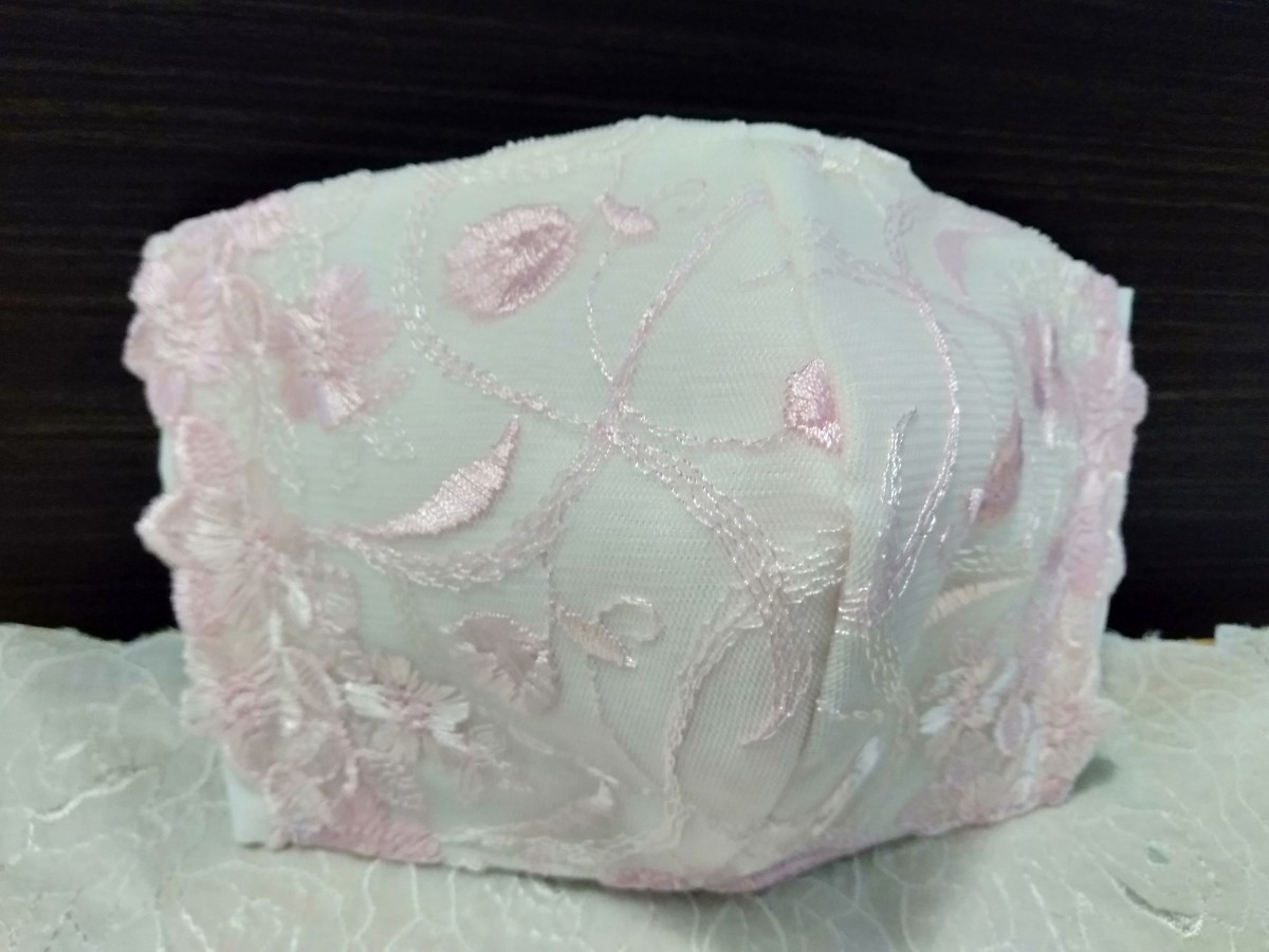 立体インナー　立体カバー　優しい桜色刺繍チュールレース　