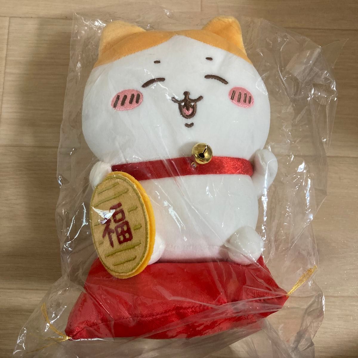 ちいかわ 招福 ハチワレぬいぐるみS 招き猫 座布団付き｜Yahoo!フリマ