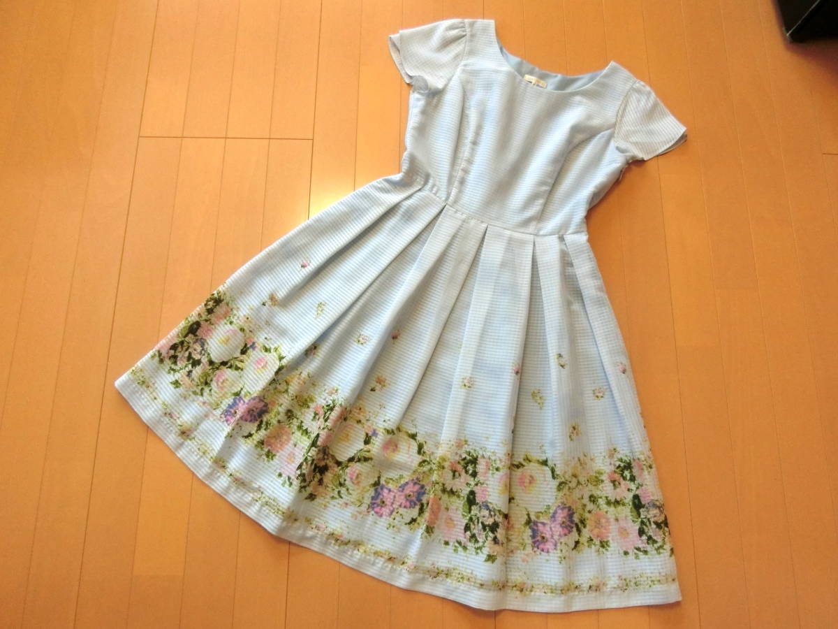 【送料無料】【美品】★L'EST ROSE*レストローズ☆パレットフラワーボーダーワンピース バックレースアップ MT ライトブルー水色