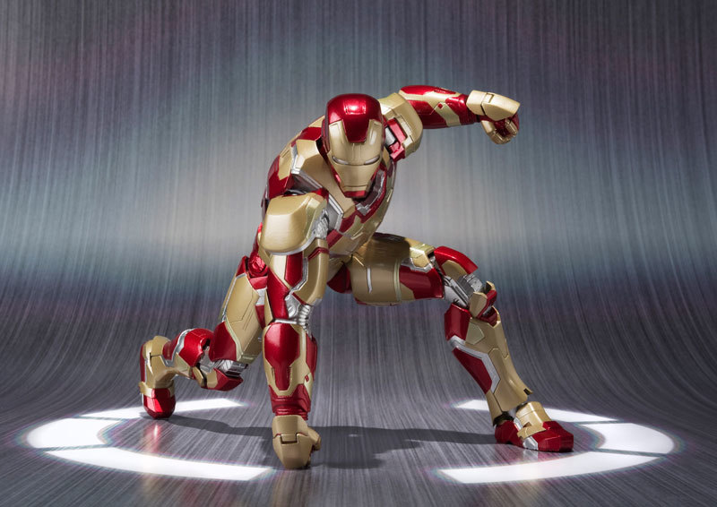S.H.Figuarts Ironman Mark 42 ( the first times limitation privilege : company length. sofa attaching )
