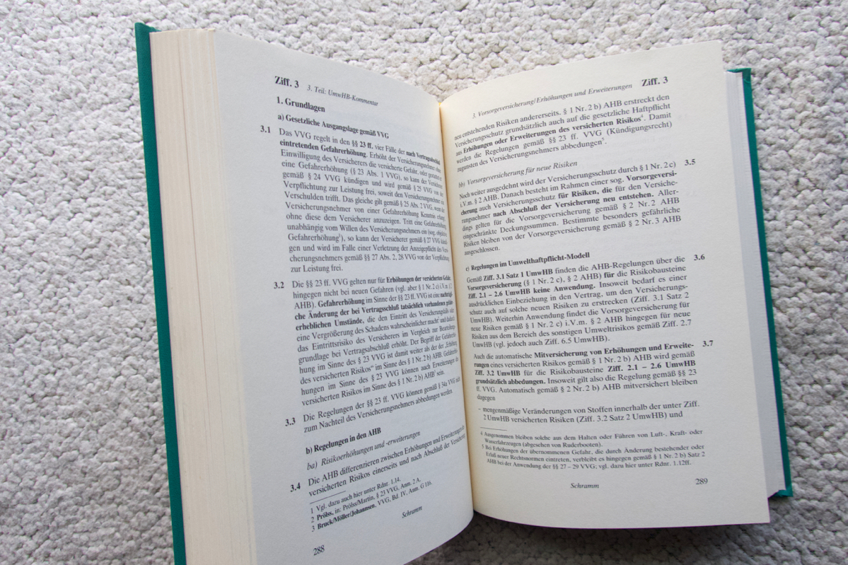 Kommentar zur Umwelthaftpflicht-versicherung Das Umwelthaftpflicht-Modell'92 des HUK-Verbandes Schmidt-Salzer/Schramm 洋書 - ビジネス一般 Kommentar zur Umwelthaftpflicht-versicherung Das Umwelthaftpflicht-Modell'92 des HUK-Verbandes Schmidt-Salzer/Schramm 洋書 - ビジネス一般