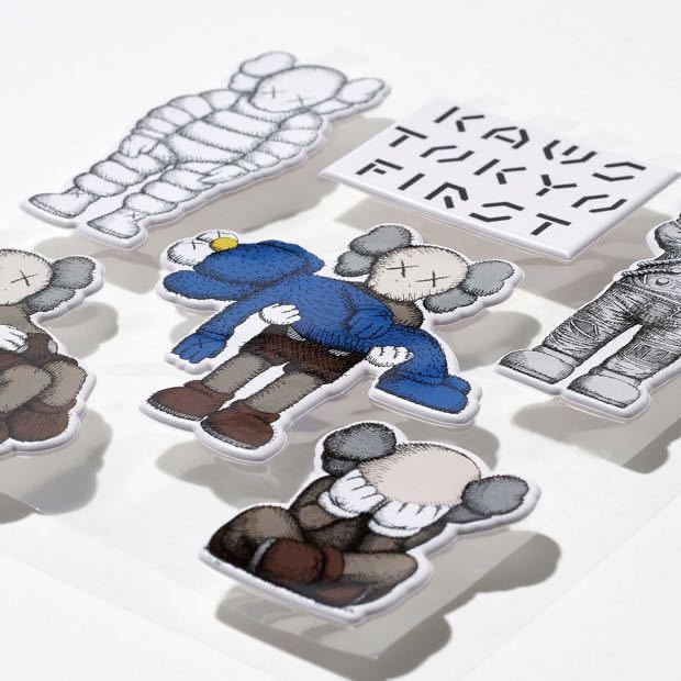 KAWS TOKYO FIRST.... seal Kaws COMPANION companion CHUM sticker Seal Sticker