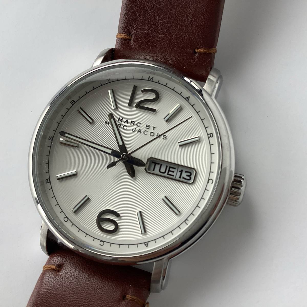 人気商品！ 美品マークジェイコブス 腕時計 ㎜ マークバイマーク