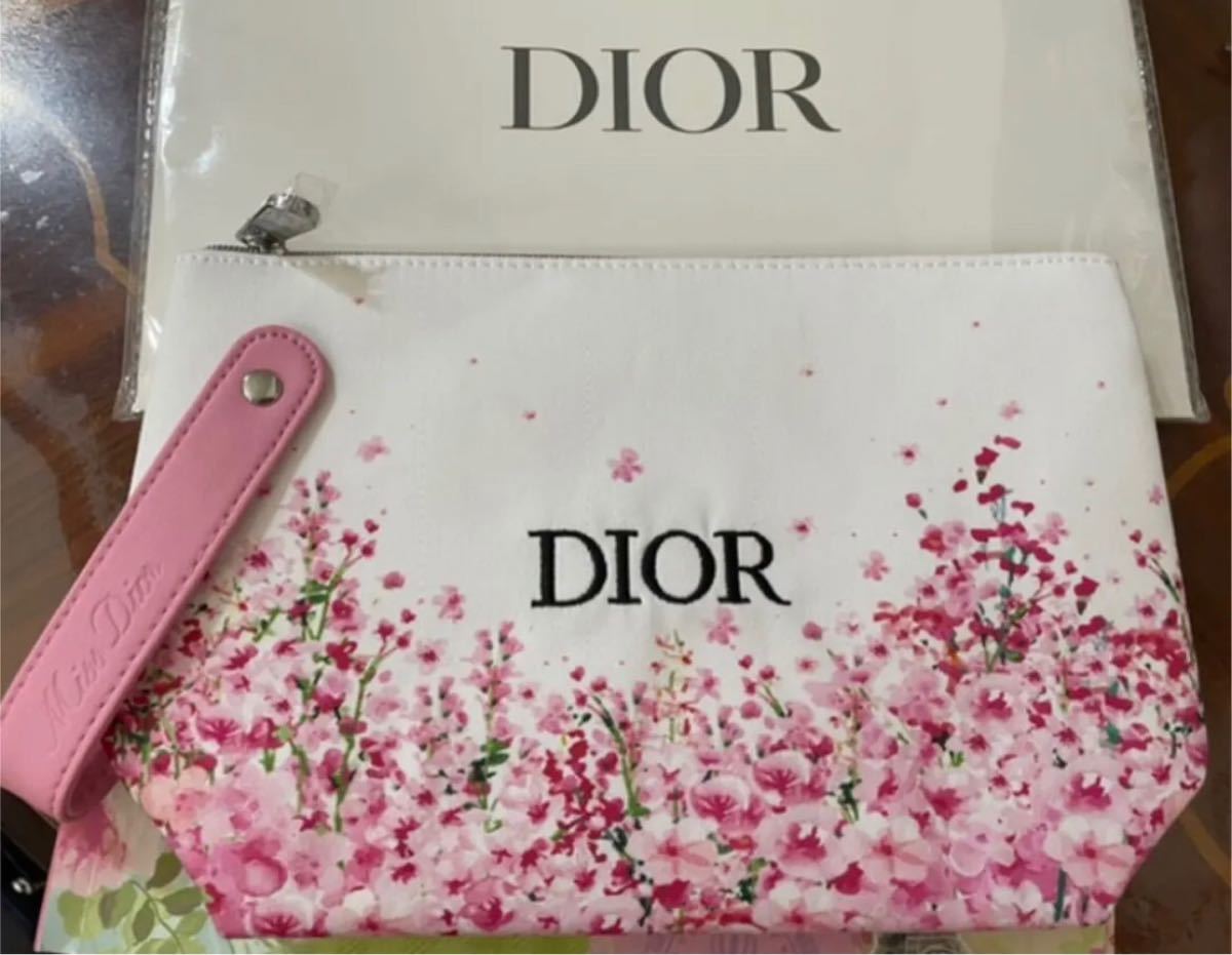 YOKI様専用レアレア箱付新品未使用Dior美品ポーチストラップ付花柄コスメポーチノベルティ