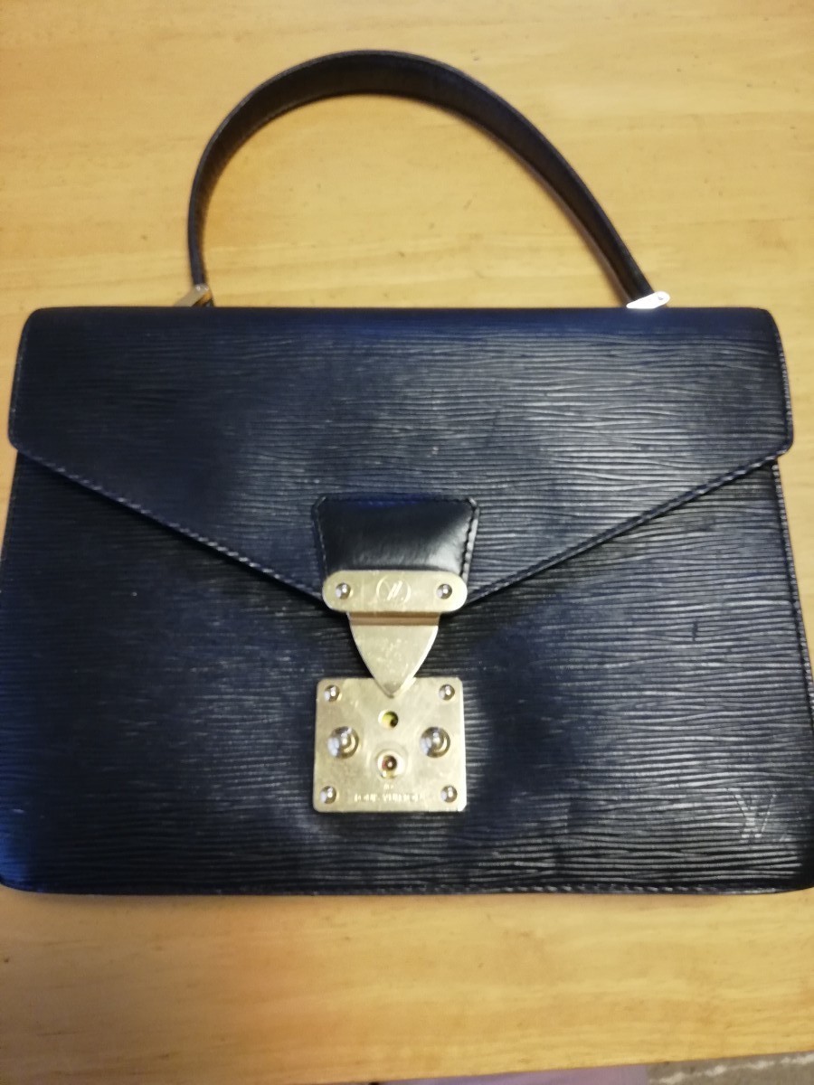 ルイヴィトン エピ コンコルド ブラック ハンドバッグ LOUIS VUITTON