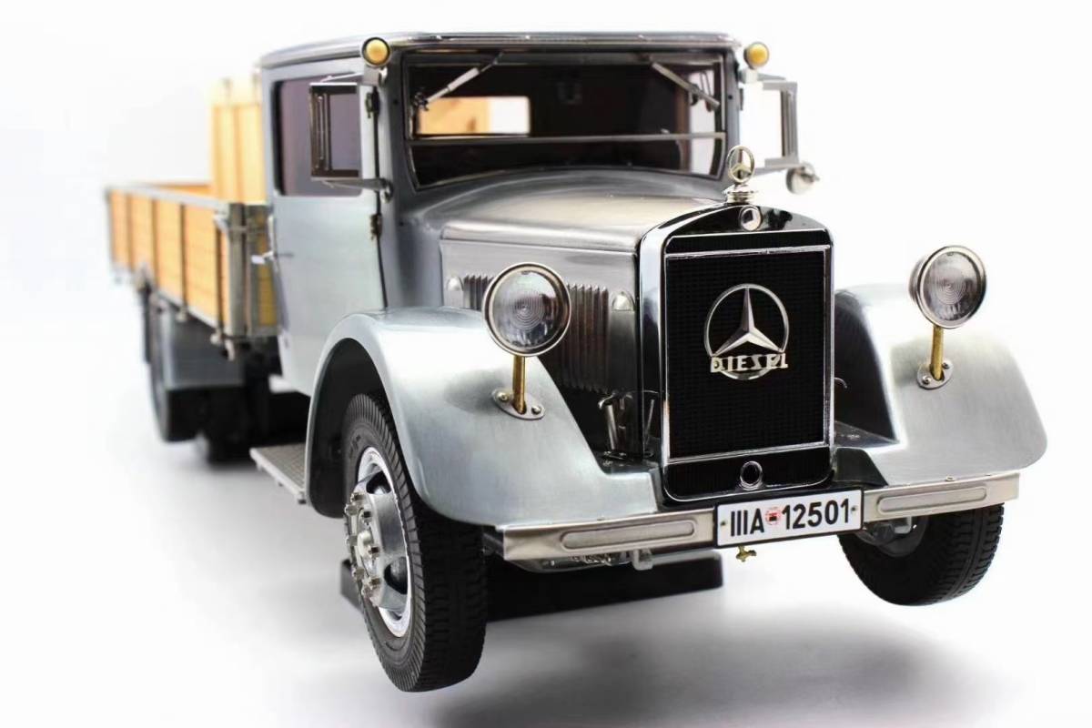 CMC 1:18 メルセデスベンツ ニスバージョン Transporter LO2750