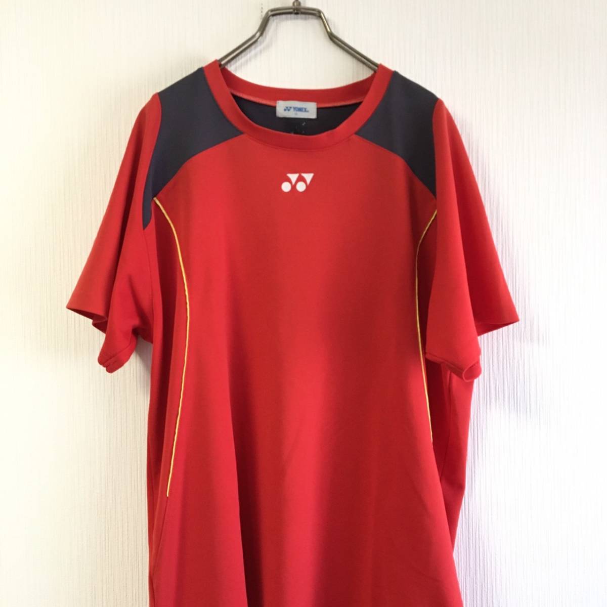 YONEＸ ヨネックス ロゴ刺繍 バックプリント 半袖ゲームTシャツ Ｏサイズ 大きめサイズ バトミントン テニス 赤×黒の画像1