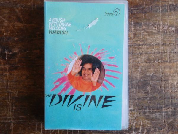  cassette tape no.VS-02satia rhinoceros babaThe DIVINE IS case damage availability India India 