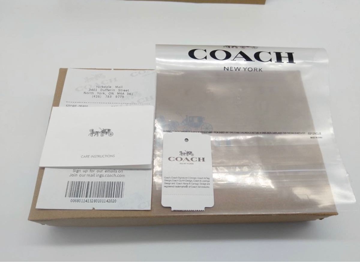 在庫一点限り 新品未使用 COACH コーチ長財布 coach コラボ ダンボ ディズニーコラボ