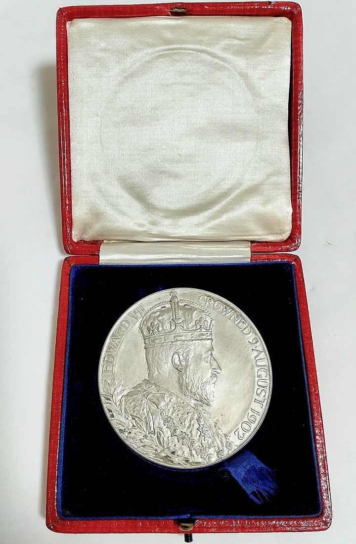 発行260枚 1902年 英国 イギリス エドワード7世 戴冠式 55cm 大型 銀貨 記念メダル 箱付き アレクサンドラ