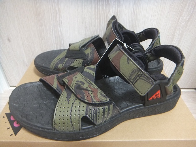 Yahoo!オークション - 新品 NIKE ACG AIR DESCHUTZ Mt.F...