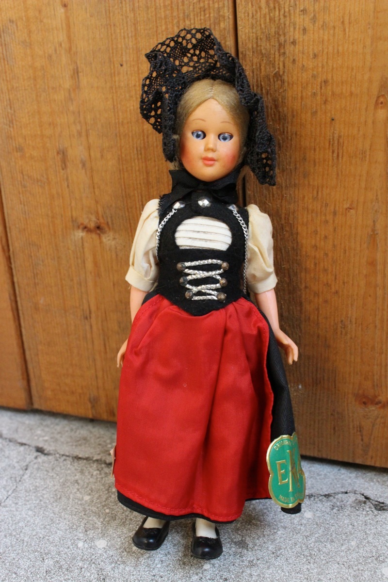 スイス製 EMA ORIGINAL COSTUME 人形 Vintage EMA Doll 民族衣装 エマドール 約21cm_画像1