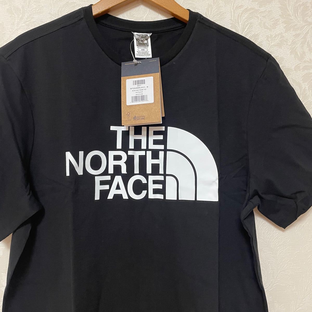 人気ＴＨＥ　NORTH FACE ザノースフェイス　メンズ　Tシャツ　ハーフドームロゴ　ブラック黒　海外-Ｍ(日本サイズＬ相当)