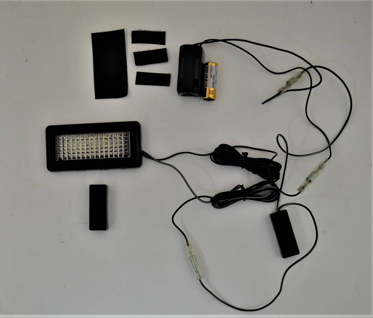 送料無料・LEDトランクライト、電池で点灯・電源配線不要・トランク、車内足元・手元灯・等_画像2