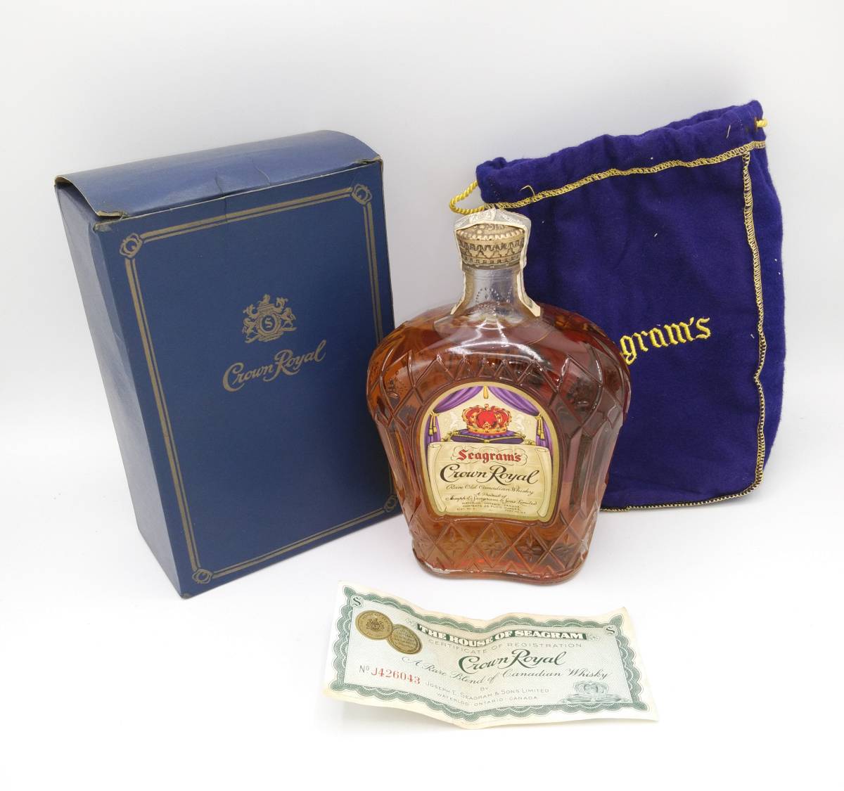 【全国送料無料】Seagram's Crown Royal Rare Old 9-30years old Canadian Whisky 約40度 約710ml