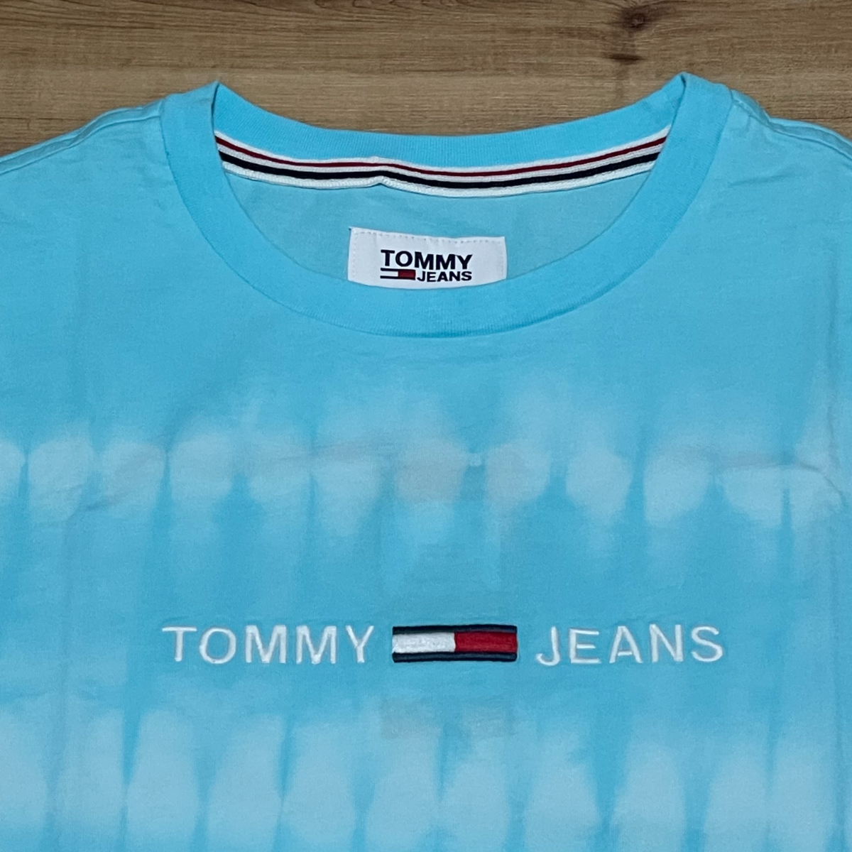【USA正規品】 トミージーンズ TOMMY JEANS Tシャツ タイダイ グラデーション ライトブルー コットン100％ ストリート HIPHOP 〈XL〉_画像3