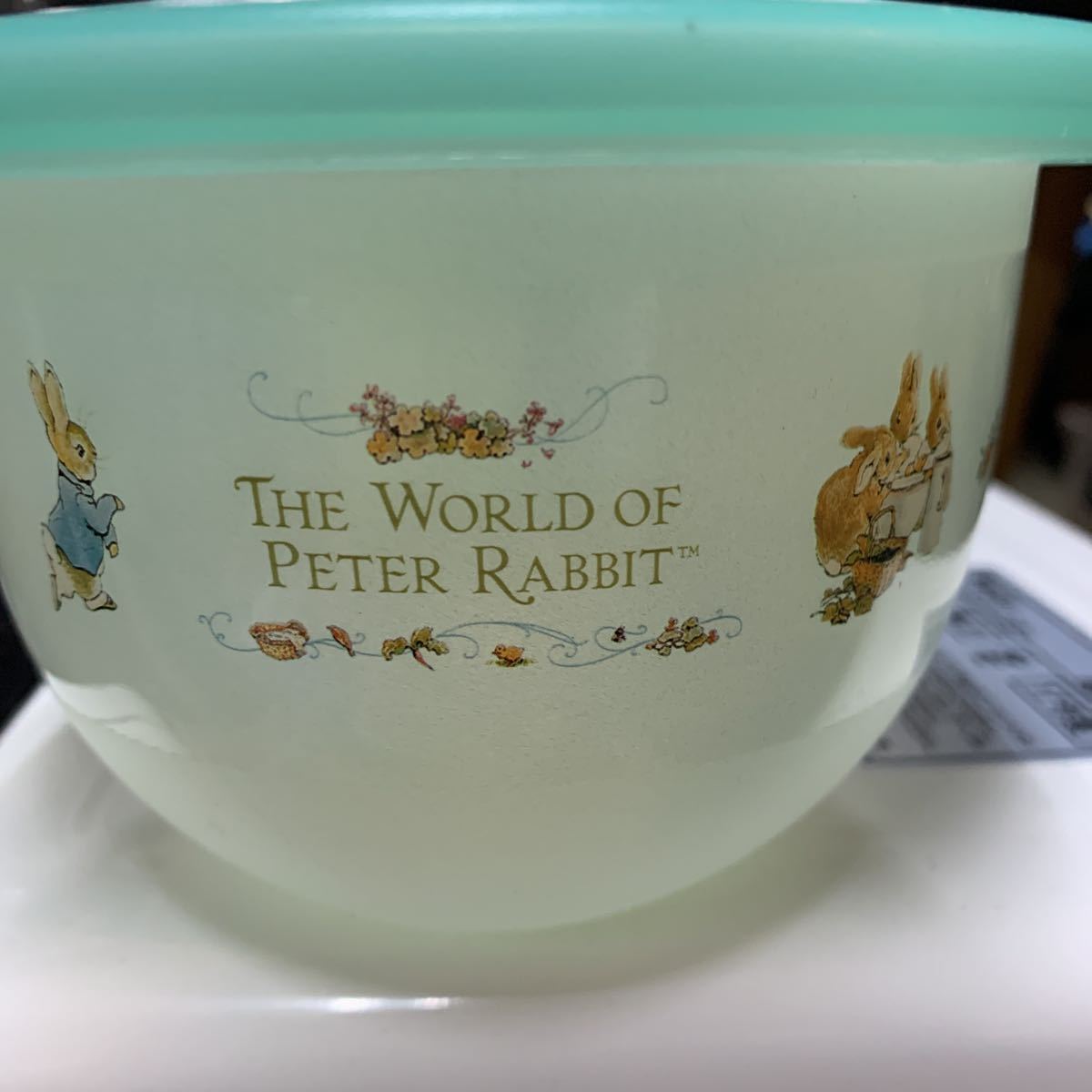 Tupperware tapper wear Peter Rabbit cover attaching preservation container container seasoning container glass total 3 point 