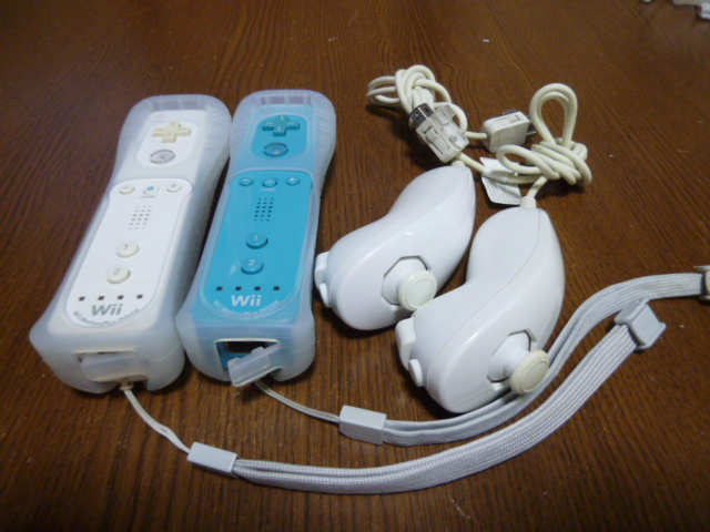 RSJN5【送料無料 動作確認済】Wii リモコン モーションプラス ジャケット ストラップ　ヌンチャク　ブルー　ホワイト　純正品 2個セット