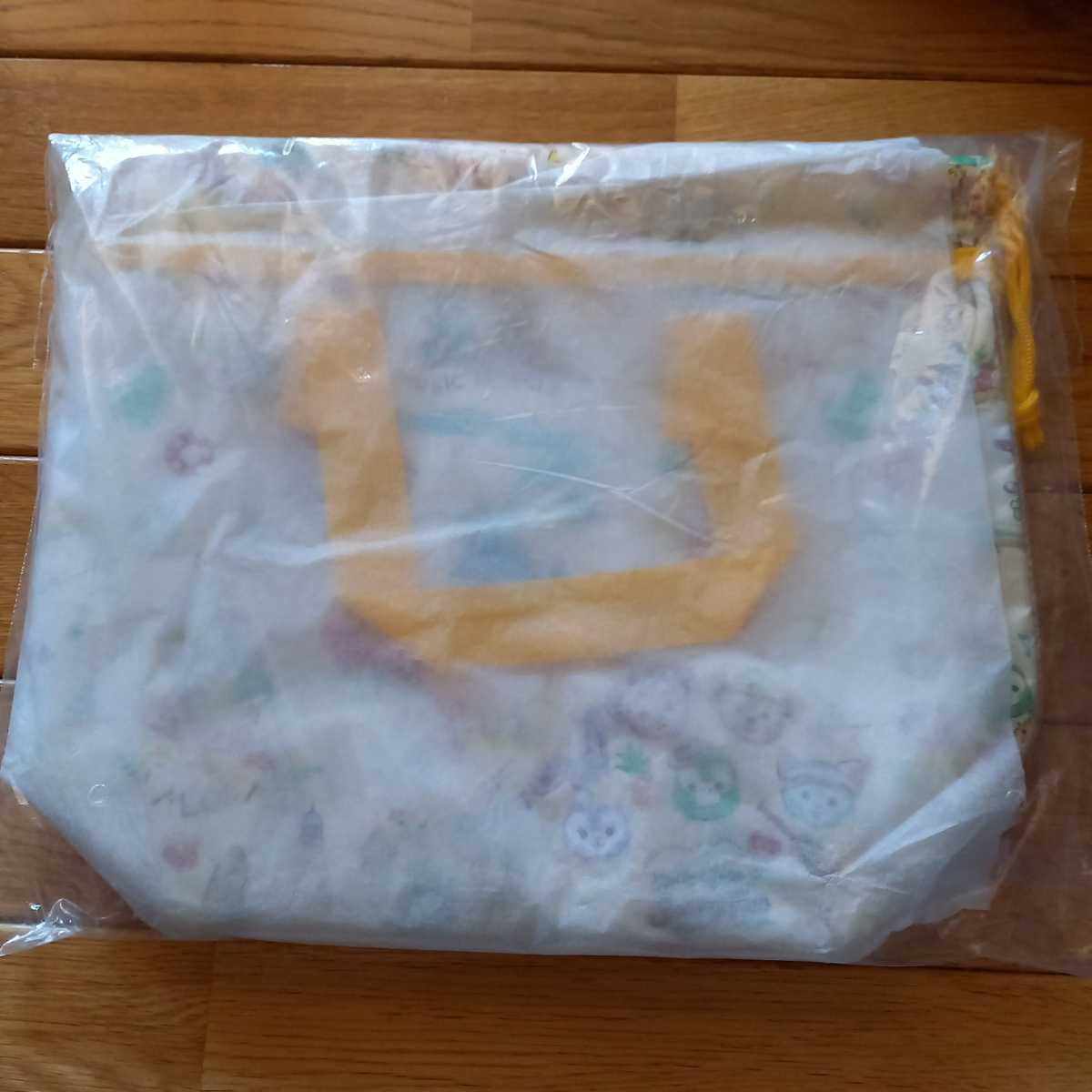 ラスト　新品　★ダッフィー　サニーファン★スーベニア　ランチトート　ケース★バッグ