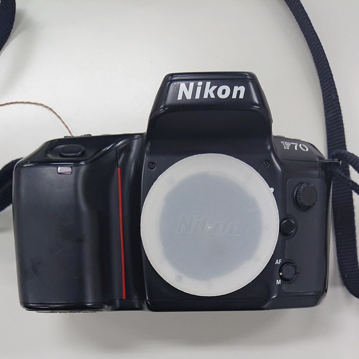 Nikon ニコン F70 フィルムカメラ 【ジャンク品】