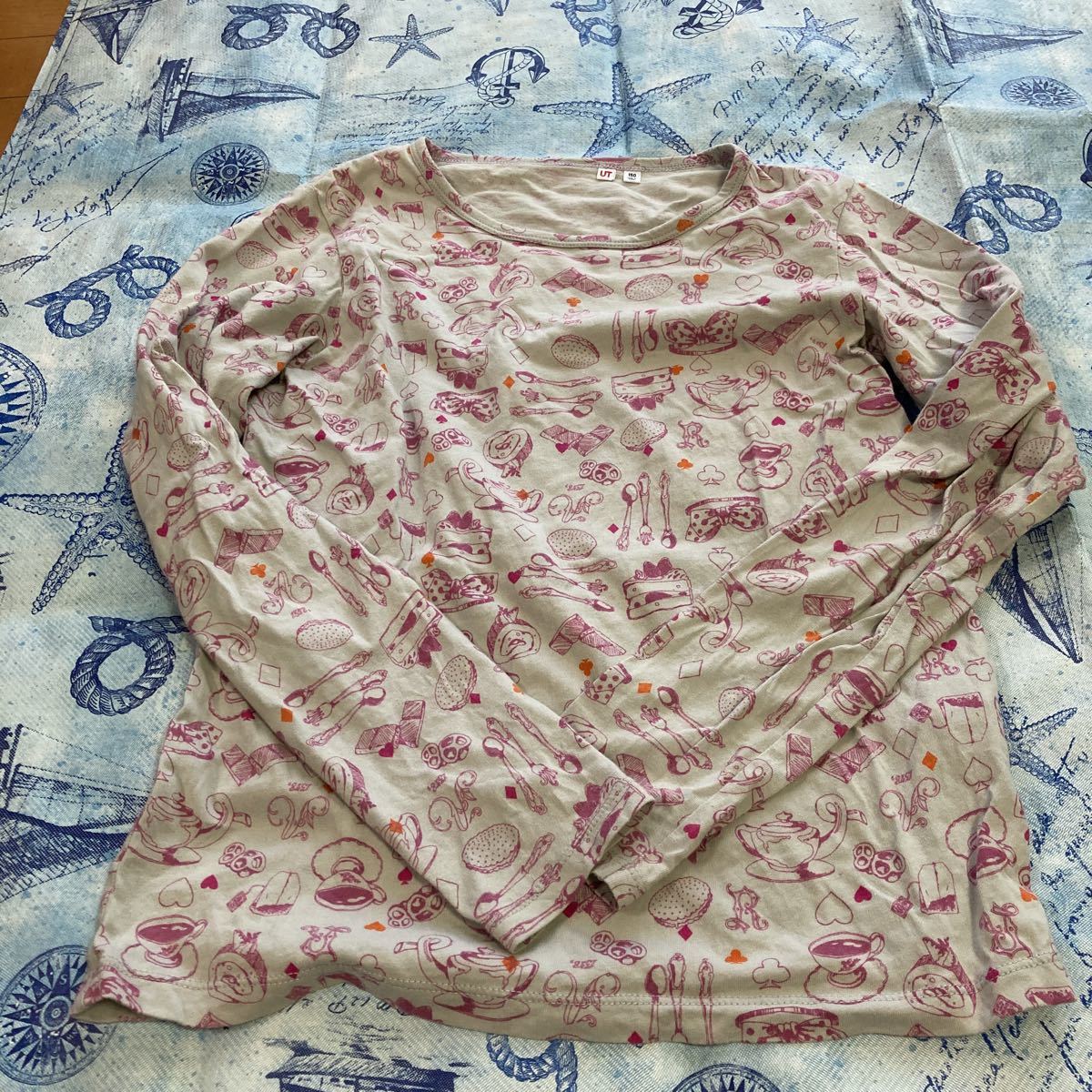 女の子長袖Tシャツ 2枚セット 150 UT CRT_画像5