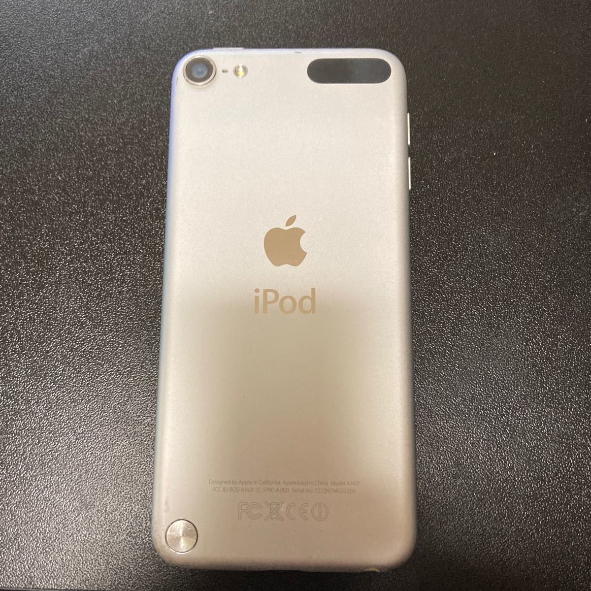 最終値下げ！Apple iPod touch 16Ｇ第5世代シルバー美品
