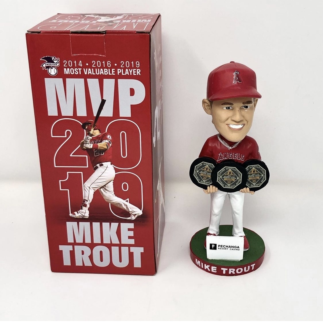 ロサンゼルス エンゼルス マイク トラウト ボブルヘッド 2016 MVP 記念