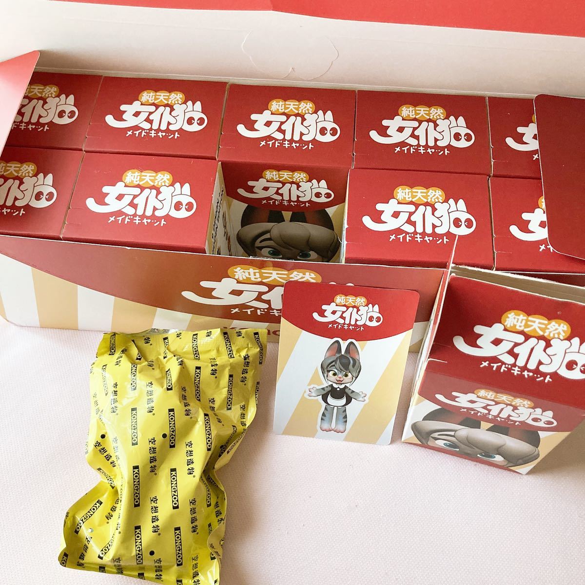空想造物 KONGZOO メイドキャット 1BOXセット 10個入 フィギュア 空想造物 KONGZOO メイドキャット 1BOXセット 10個入 フィギュア