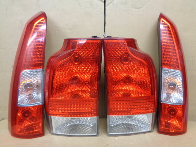  Volvo V70 latter term SB original tail lamp 4 point set 