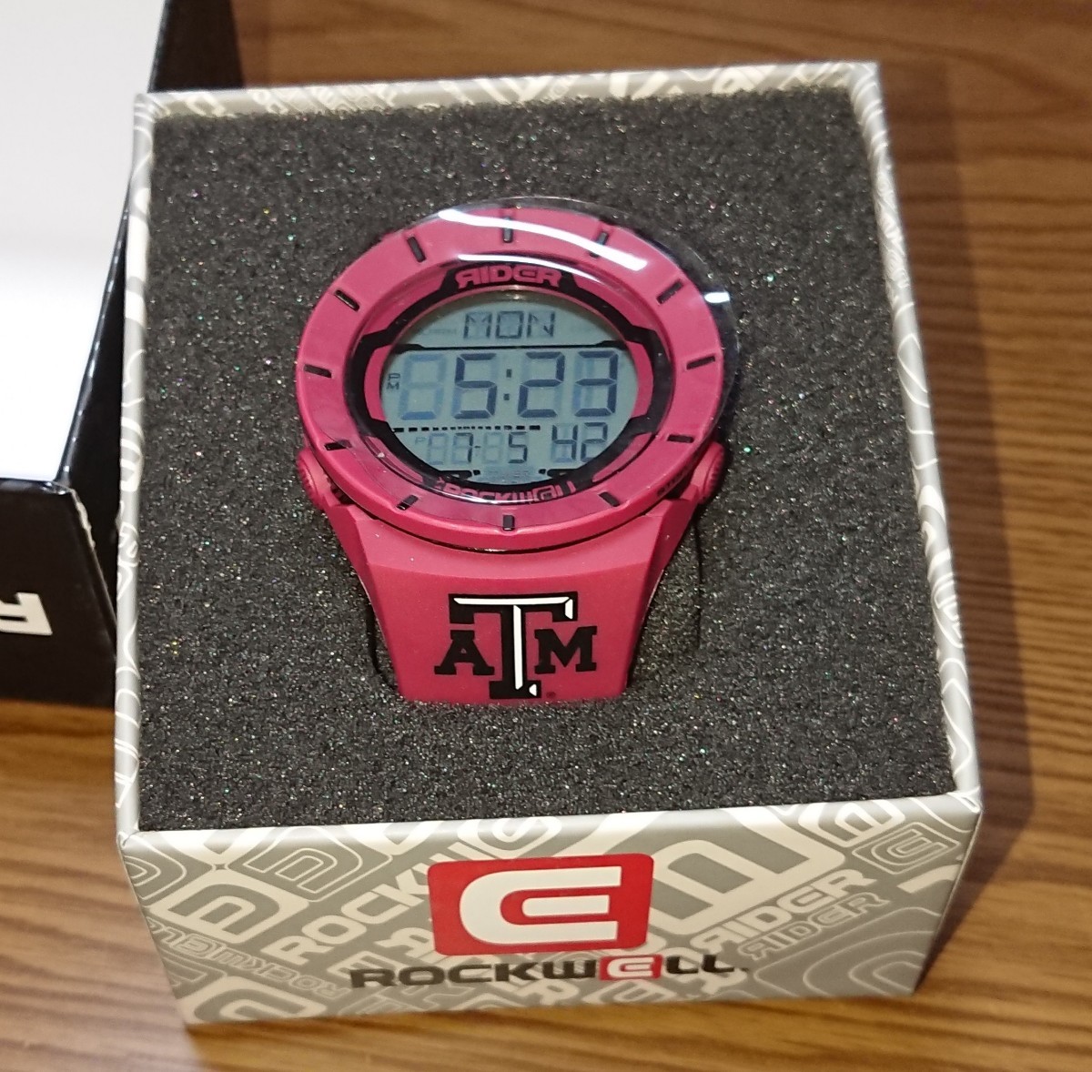 新品未使用 Rockwell NCAA テキサスA&M大学モデル 腕時計|Yahoo 新品未使用 Rockwell NCAA テキサスA&M大学モデル 腕時計|Yahoo