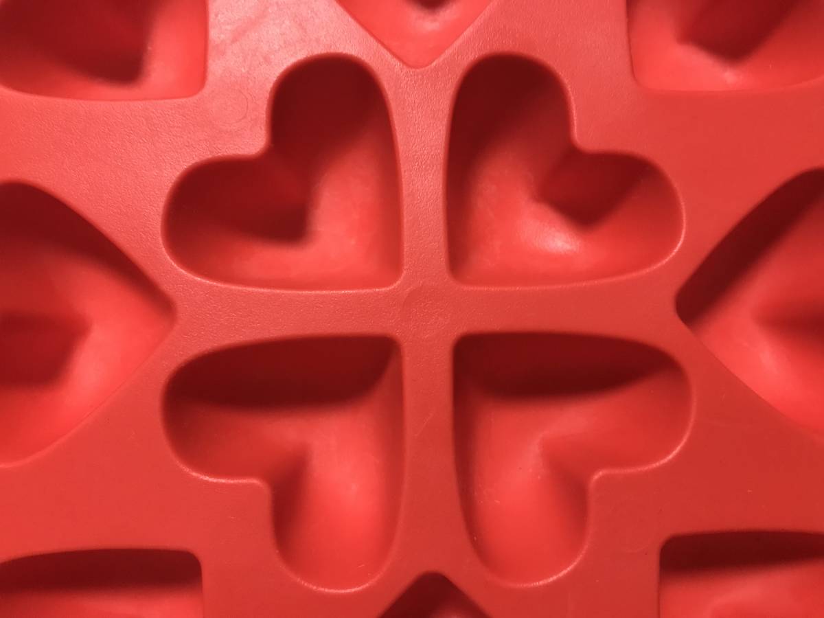  Heart type silicon ice tray icemaker plate IKEA Ikea red red Northern Europe pretty simple kitchen square 