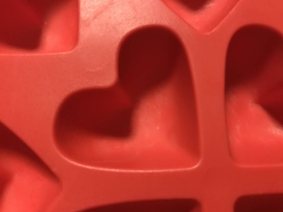  Heart type silicon ice tray icemaker plate IKEA Ikea red red Northern Europe pretty simple kitchen square 