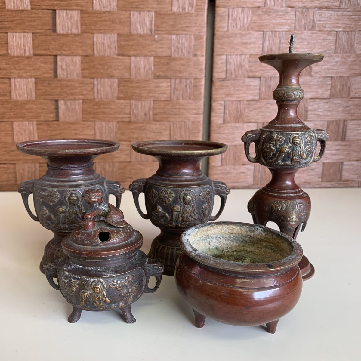 Yahoo!オークション - 【長期保管品】仏具 宗甫造 香炉 花立 Yahoo!オークション - 【長期保管品】仏具 宗甫造 香炉 花立