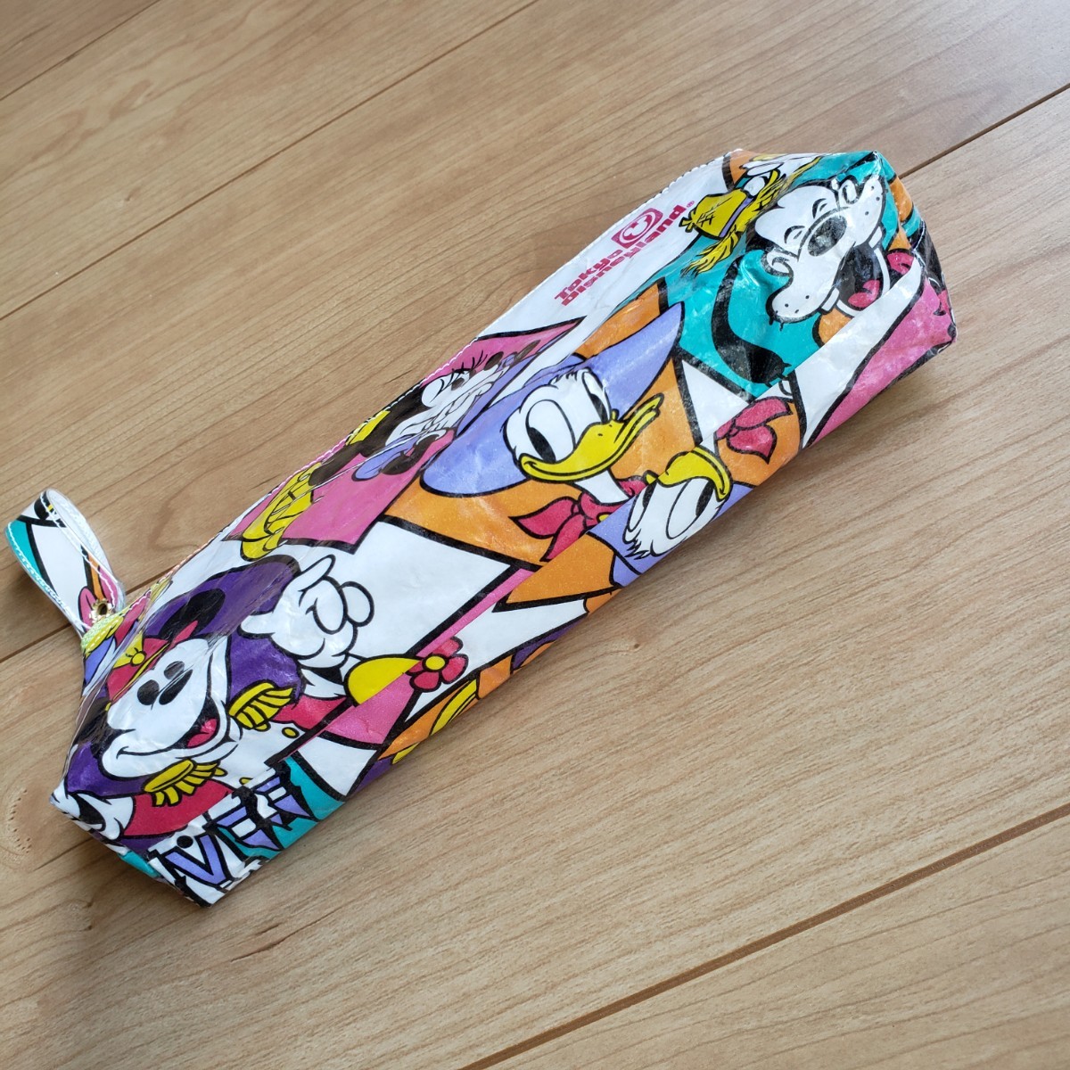 Paypayフリマ ハンドメイド 紙袋リメイクポーチ ディズニーランドお土産袋柄 ペンケース ペンポーチ 筆箱ミッキーミニードナルドプルートグーフィー Paypayフリマ ハンドメイド 紙袋リメイクポーチ ディズニーランドお土産袋柄 ペンケース ペンポーチ 筆箱ミッキーミニードナルドプルートグーフィー